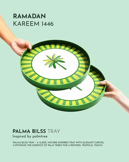 إعلان رمضان من Okra: إيدين ماسكين صواني Palma Bliss